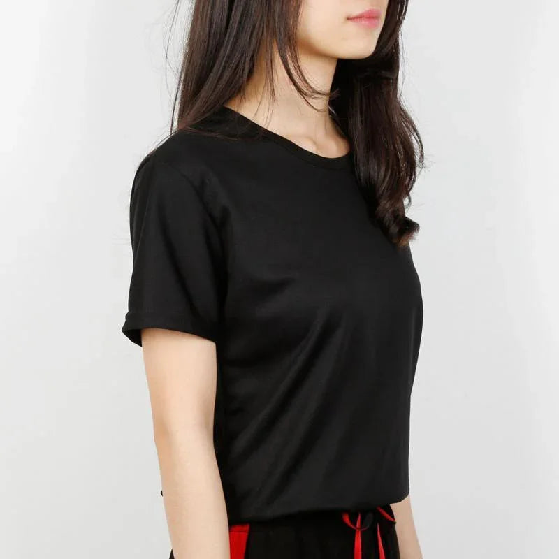 Camisetas StormShield com Design Minimalista e Tecido Nano Tecnológico Impermeável!