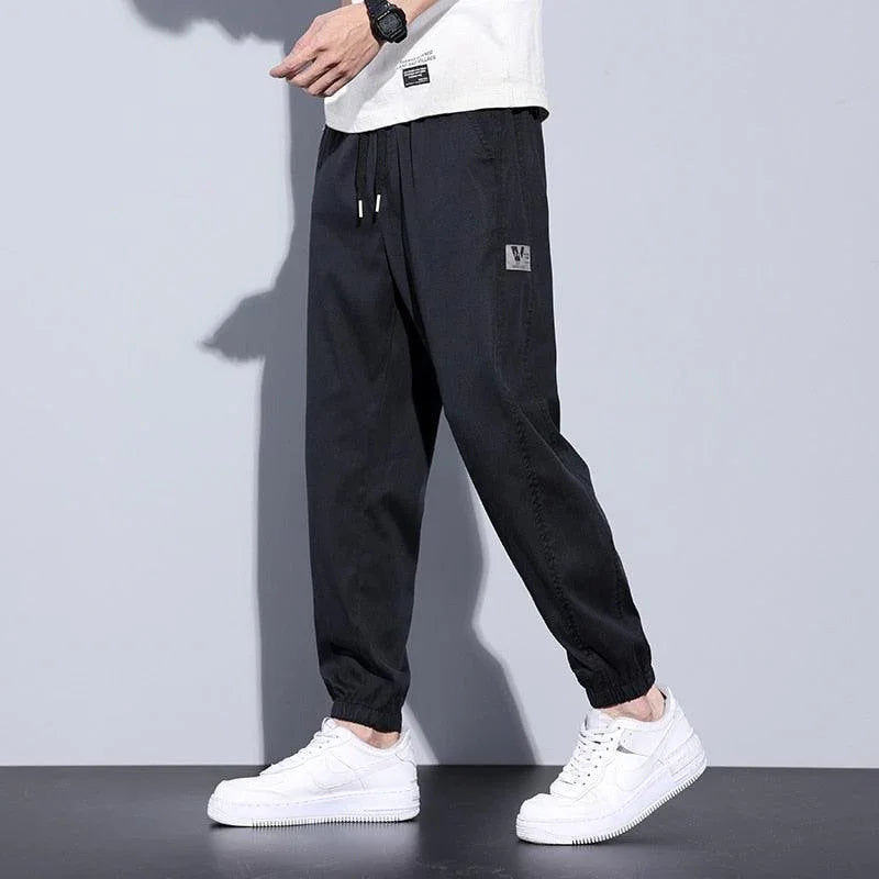 Calça Jogger Masculina - VERSUS / A Calça que Combina Perfeitamente Estilo e Conforto!
