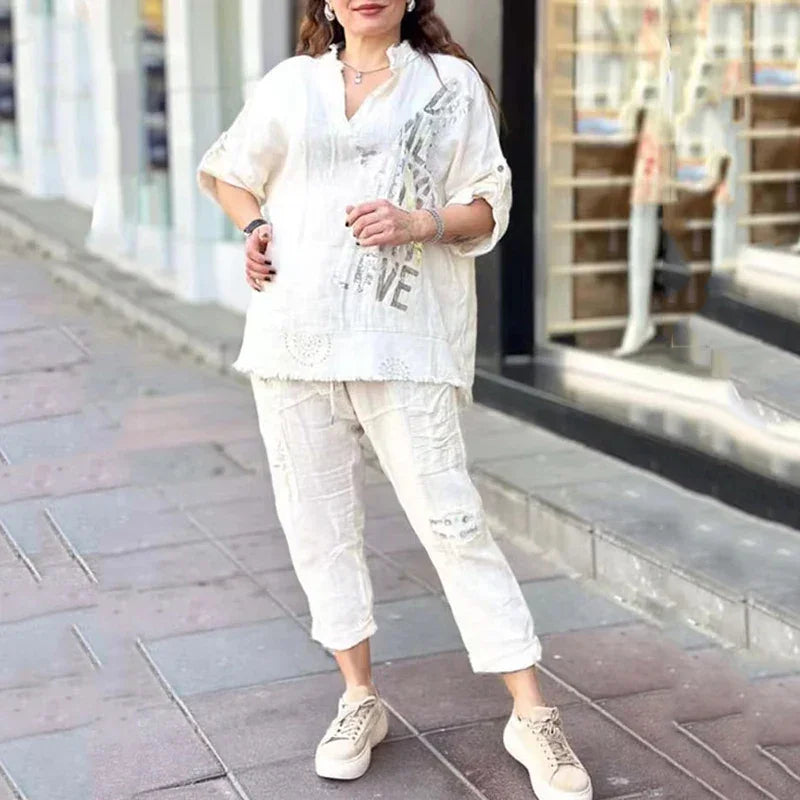 Conjunto Vogue Street™ em Linho de Algodão com Estampa Metalizada e Calça Cargo Bordada / O Equilíbrio Perfeito Entre Conforto e Estilo Contemporâneo!