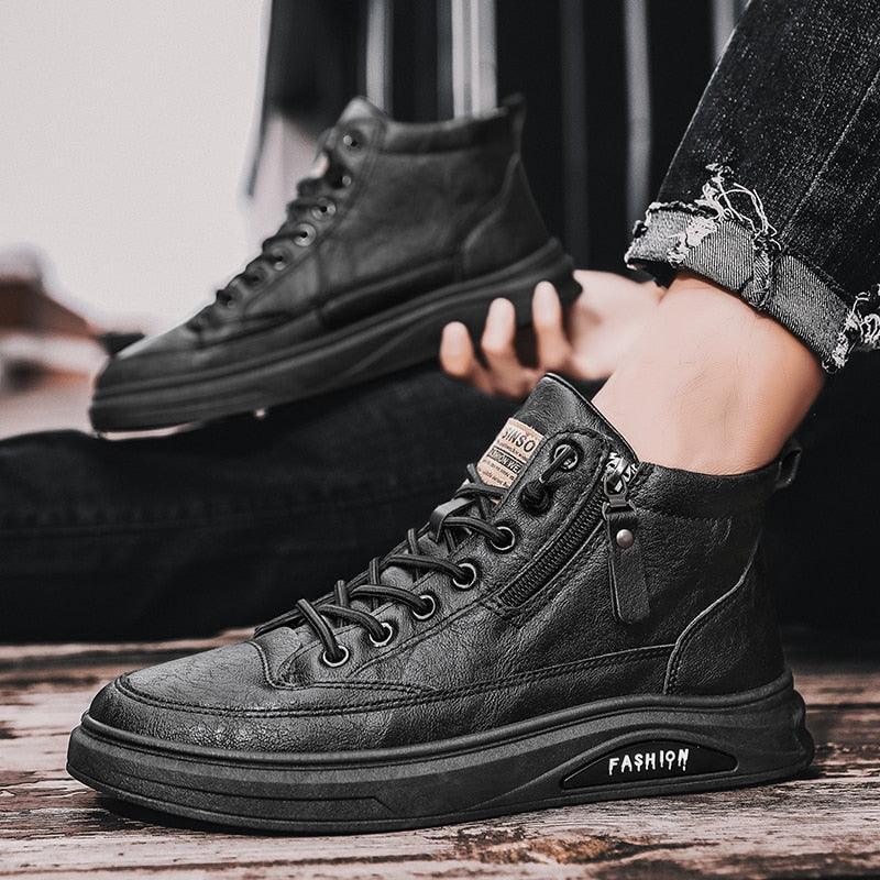 Tênis Masculino em Couro P.U - Fashion White /A escolha certa para quem quer se destacar!