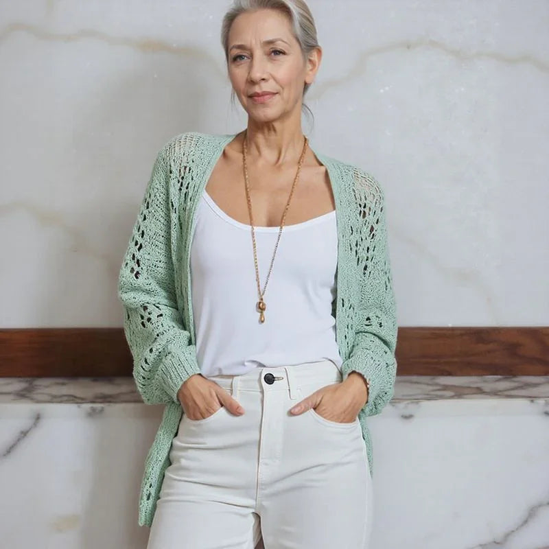 Cardigan Serena™ com Trama de Algodão Artesanal e Caimento Perfeito / Liberdade e Elegância Natural para Mulheres que Sabem se Vestir com Alma.