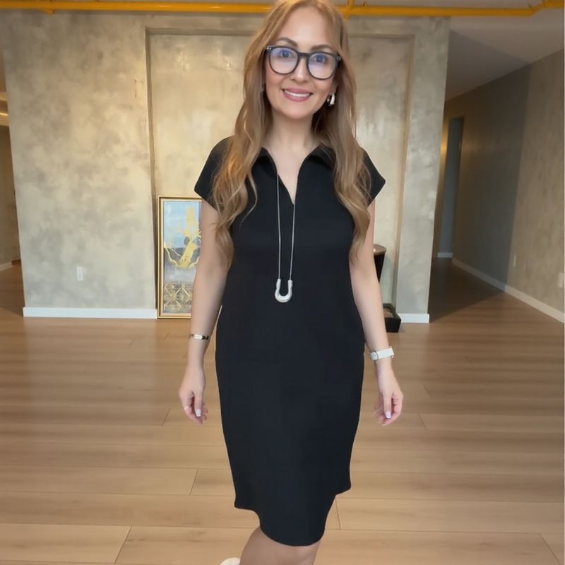 Vestido Polo Solene™ com Design Minimalista Elegante / Uma Peça Essencial para a Mulher Contemporânea!