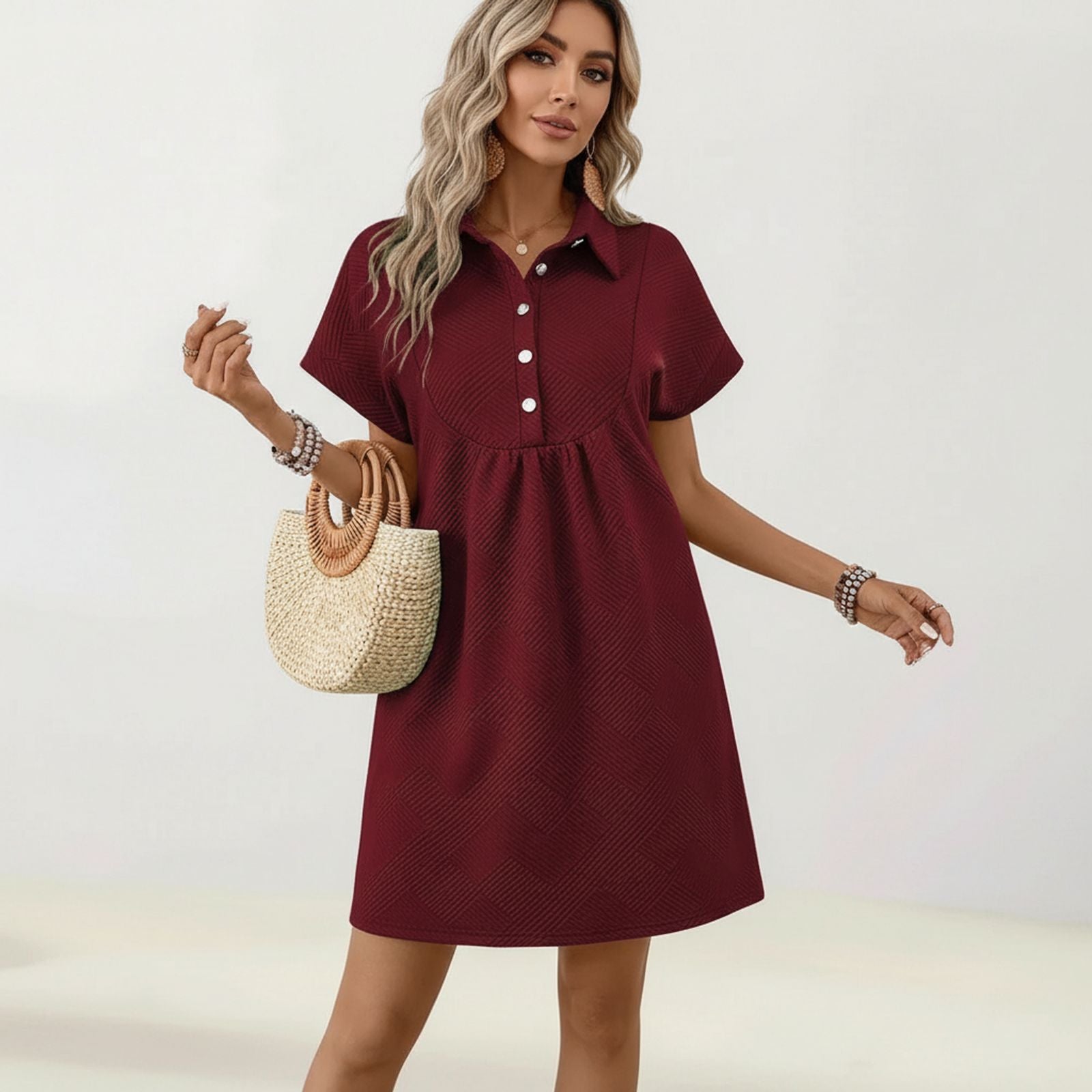 Vestido Nathaly™ Em Malha Texturizada Premium / Textura Geométrica Clássica e Feminilidade com Postura!