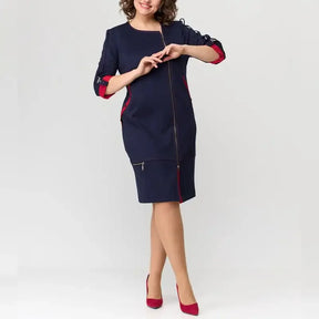 Vestido Alta Classe™ com Toques Contrastantes / Postura, Estilo e Refinamento em Uma Só Peça!