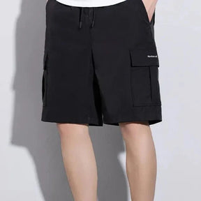 [COMPRE 2, LEVE 4] Shorts Leon™ em Malha Gelada com Bolsos Cargo / Design utilitário com frescor imbatível!