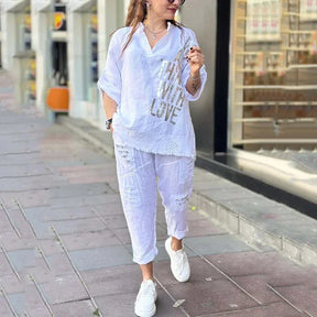 Conjunto Vogue Street™ em Linho de Algodão com Estampa Metalizada e Calça Cargo Bordada / O Equilíbrio Perfeito Entre Conforto e Estilo Contemporâneo!