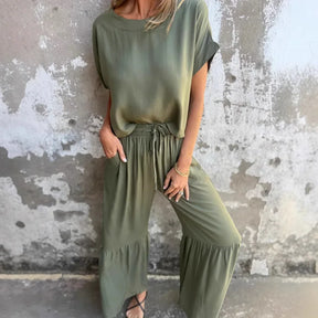 Conjunto Lucille™ com Toque Artesanal e Barra Detalhada / O Minimalismo Sofisticado que Vai Além do Básico!