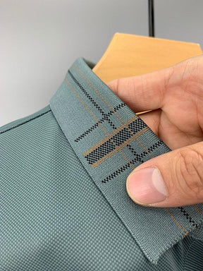 Polo Premium de Alto Padrão em Seda Gelo - Frank / Renomada no Mercado Internacional Agora Também Disponivel em Suas Mãos!