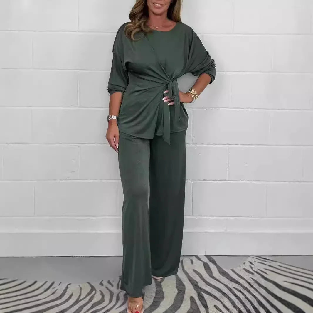 Conjunto Damaris™ em Malha Premium com Blusa de Amarração Frontal e Calça Fluida / A Peça-Curinga do Guarda-Roupa Moderno!