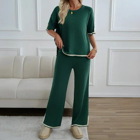 Conjunto Classy™ em Malha Premium com Detalhes Contrastantes / Para Quem Valoriza o Conforto com Toque Refinado!