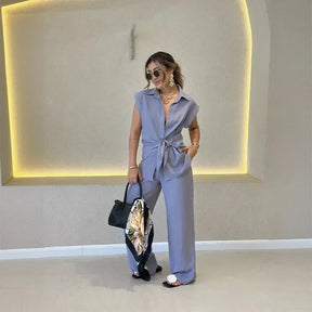 Conjunto Bella Fiore™ em Tecido Premium com Laço Frontal na Cintura / Onde o Frescor Encontra o Requinte!