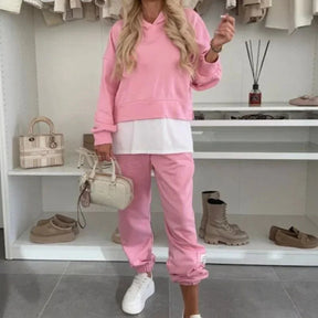 Conjunto Moletom Lara Belle™ com Efeito de Dupla Camada /  Visual Moderno com Toque de Delicadeza!