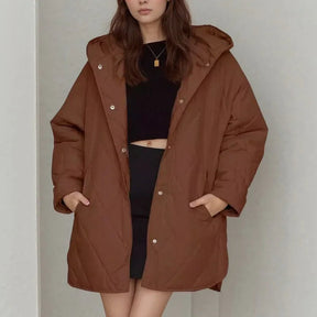 Casaco Mirella™ Estilo Parka com  Matelassê Aconchegante / Aconchego Feminino com Estilo Contemporâneo para Enfrentar o Inverno com Classe!
