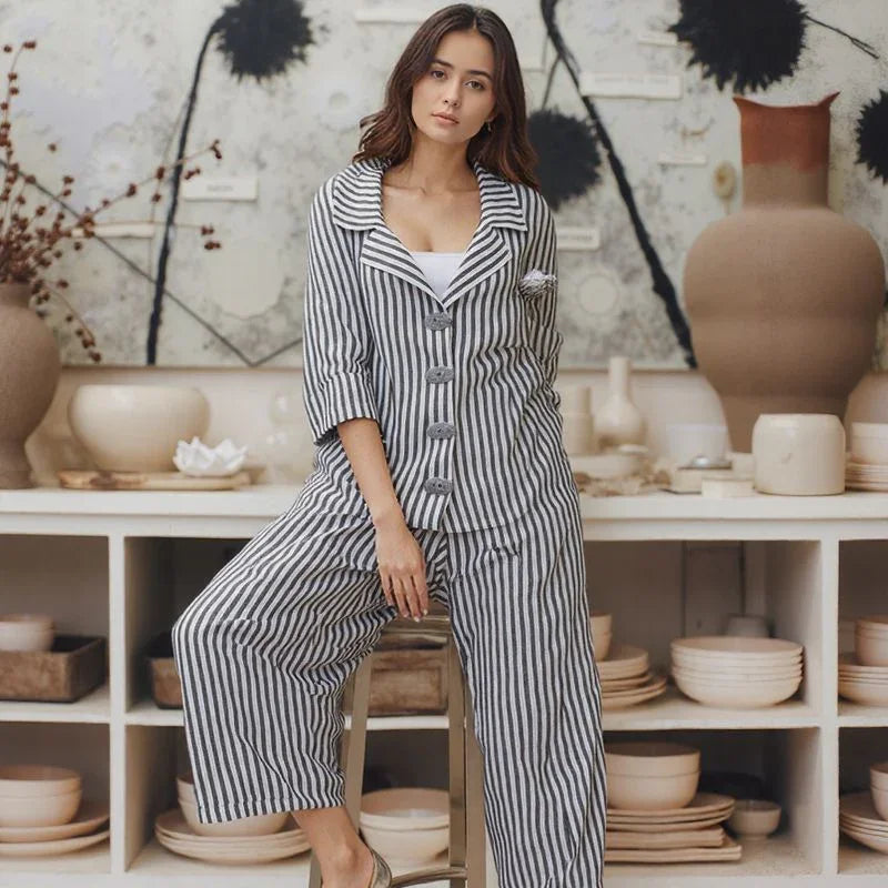 Conjunto PortoRico™ Design Listrado em Algodão Misto / Elegância Ampla e Versatilidade Atemporal para Todas as Ocasiões!