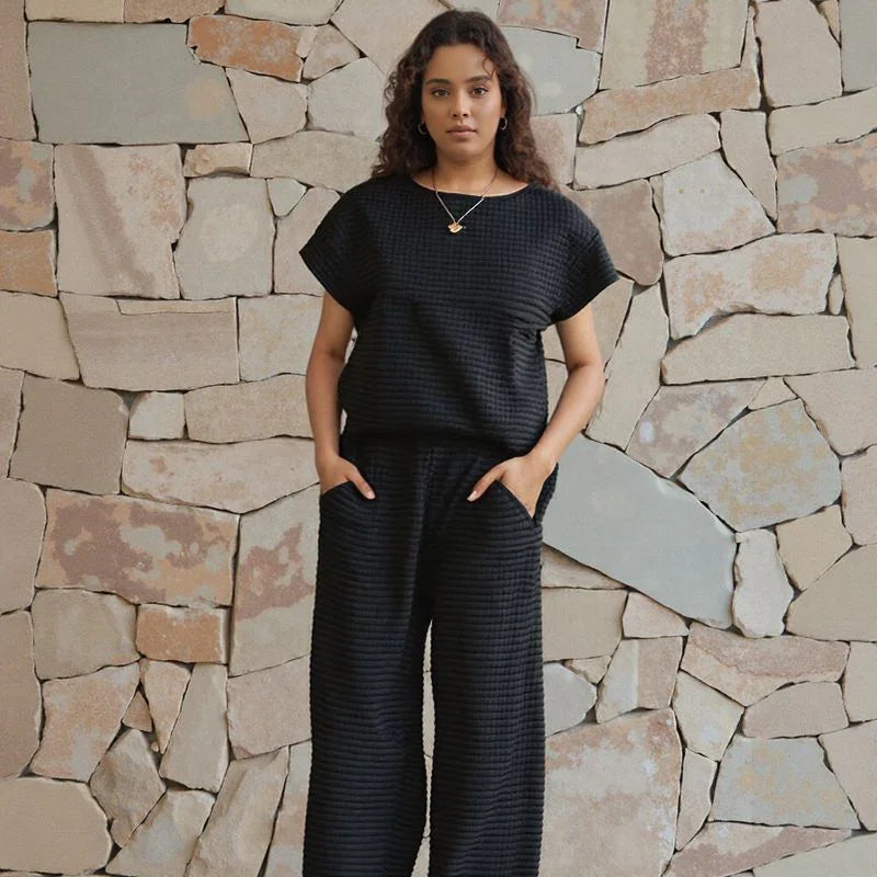 Conjunto de Blusa e Calça Novara™ com Tecido Texturizado e Design Moderno Versátil