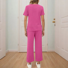 Conjunto Lounge Capri™ em Malha Premium com Calça Pantalona e Blusa Soltinha / O Companheiro Perfeito para Viagens, Passeios e Dias de Conforto Chic!