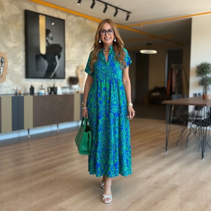 Vestido Lily™ em Viscose Leve com Gola Mandarin / Um clássico moderno para quem vive com autenticidade!