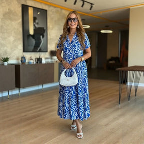 Vestido Lily™ em Viscose Leve com Gola Mandarin / Um clássico moderno para quem vive com autenticidade!