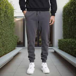 Calça Jogger Axis™ em Moletom Premium / Conforto Máximo com Visual Urbano para Sua Rotina Dinâmica!