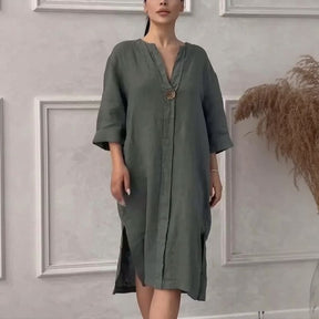 Vestido Copacabana™ em Linho de Algodão com Modelagem Solta / Elegância Tropical com Toque de Sofisticação Carioca!