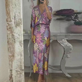 Conjunto Sakura™ em Cetim Premium com Blusa Kimono e Saia Longa Estampada /  Feminilidade Sofisticada que Brilha em Qualquer Ocasião!